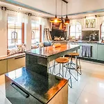 بيت للعطل 4 Bedroom Beautiful In أوستكا