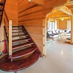 بيت للعطل 4 Bedroom Beautiful In