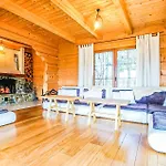 بيت للعطل 4 Bedroom Beautiful In أوستكا
