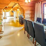 4 Bedroom Beautiful In * أوستكا