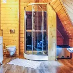 4 Bedroom Beautiful In
