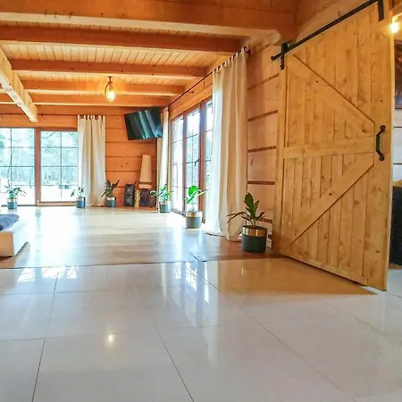 بيت للعطل 4 Bedroom Beautiful In *