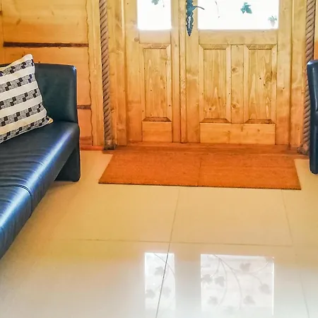 4 Bedroom Stunning In *