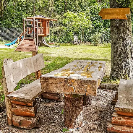 Dom wakacyjny In With Wifi